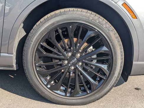 Used 2023 Lincoln Corsair Reserve w/ Jet Appearance Package image 11