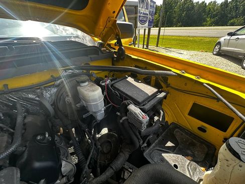 Used 2018 Chevrolet Silverado 1500 W/T RWD image 55
