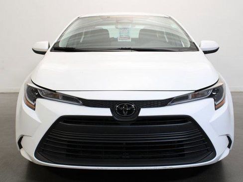 Certified 2023 Toyota Corolla LE image 9