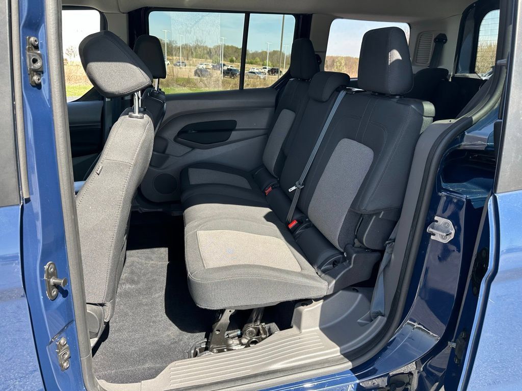 Used 2021 Ford Transit Connect XL FWD image 17
