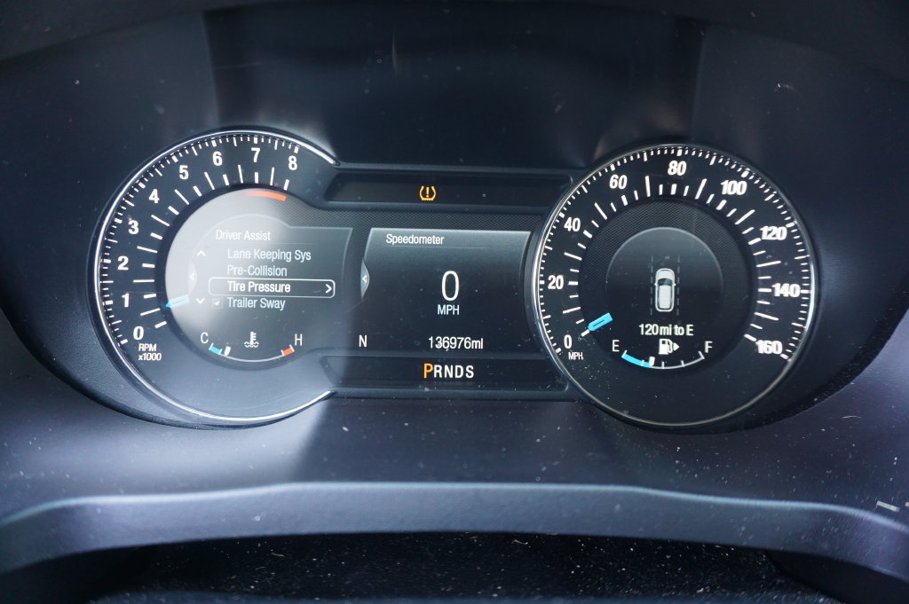 Used 2017 Ford Explorer Platinum AWD/4WD image 6