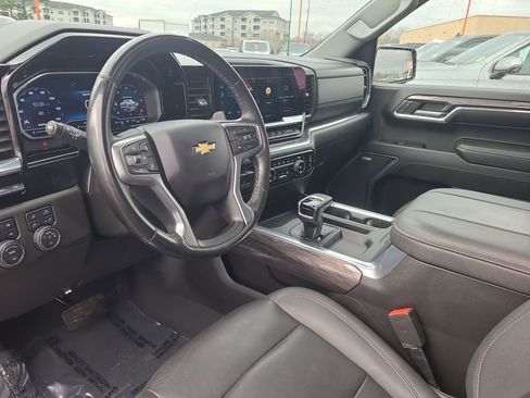 Used 2023 Chevrolet Silverado 1500 LTZ w/ LTZ Premium Package image 25
