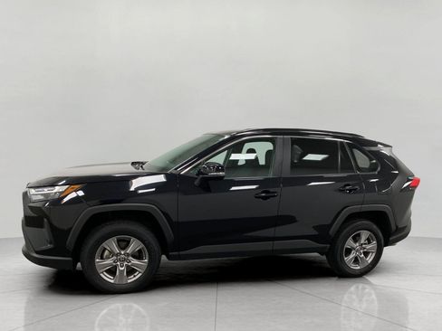 Used 2025 Toyota RAV4 XLE AWD/4WD image 8