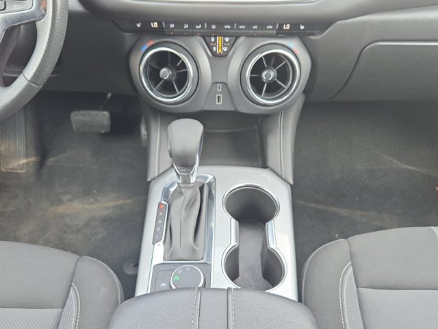 Used 2025 Chevrolet Blazer LT FWD image 17
