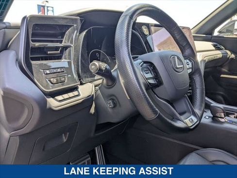 Used 2025 Lexus TX 500h AWD w/ Technology Package image 12