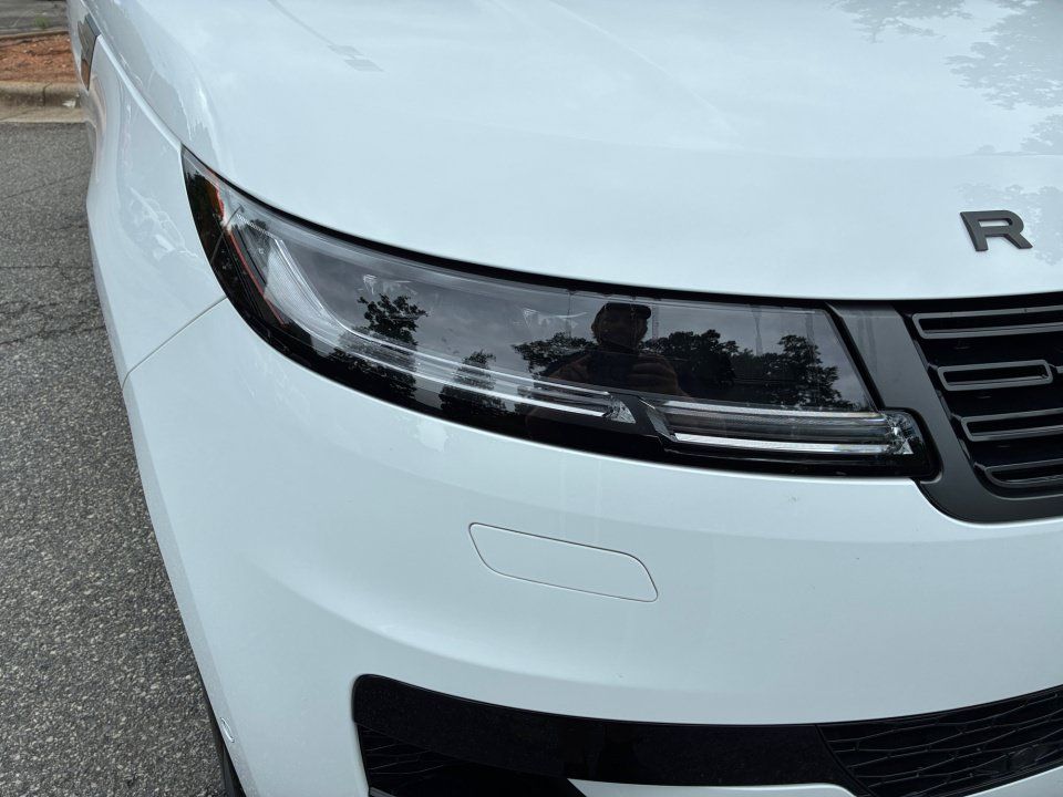 Certified 2025 Land Rover Range Rover Sport Dynamic SE AWD/4WD image 24