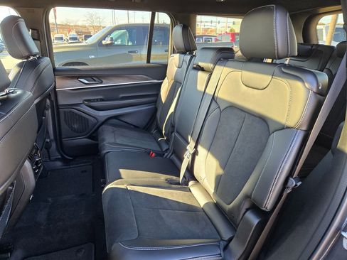 New 2026 Jeep Grand Cherokee L 4WD image 28