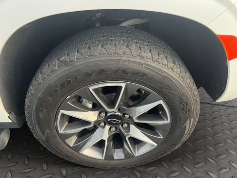 Certified 2023 Chevrolet Tahoe Z71 w/ Z71 Off-Road Package image 23