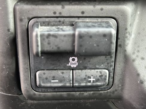 Used 2021 Chevrolet Silverado 2500 W/T w/ WT Convenience Package AWD/4WD image 25