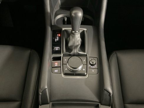 Used 2023 MAZDA MAZDA3 s image 21