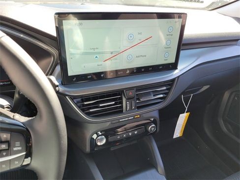 New 2025 Ford Escape SE image 43