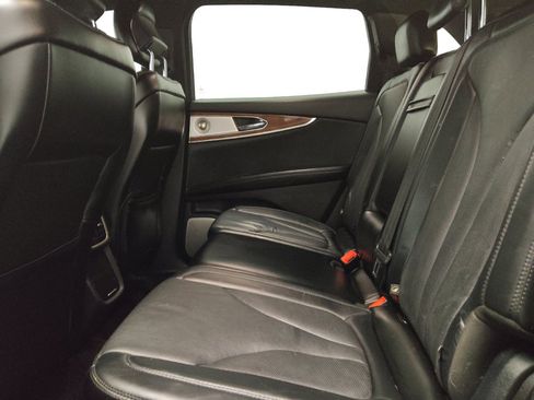 Used 2016 Lincoln MKX Reserve w/ Luxury Package AWD/4WD image 18