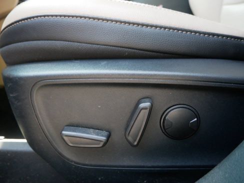 Used 2021 Ford Escape SEL w/ Technology Package AWD/4WD image 14