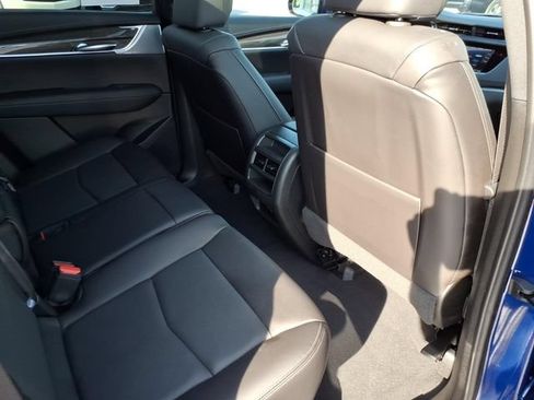 Certified 2025 Cadillac XT5 Sportv AWD/4WD image 21