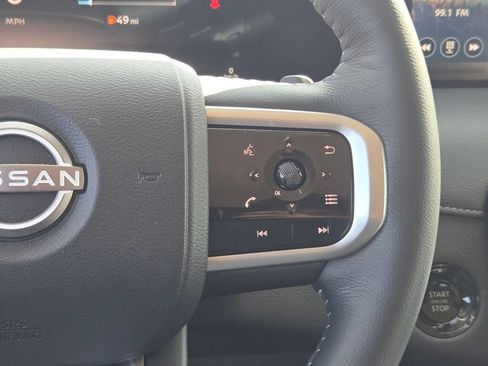 Used 2025 Nissan Armada SV AWD/4WD image 38