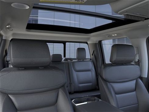 New 2026 Ford F250 Lariat w/ Black Appearance Package image 22