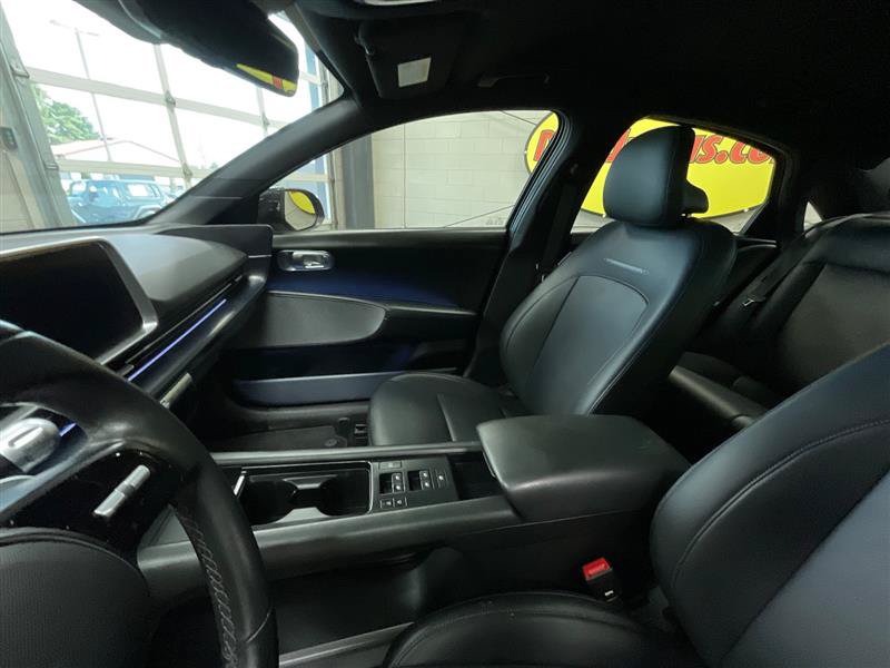 Used 2023 Hyundai Ioniq 6 SEL RWD image 11