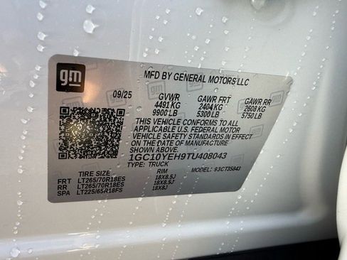 New 2026 Chevrolet Silverado EV LT image 18