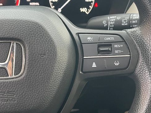Used 2024 Honda HR-V LX image 17