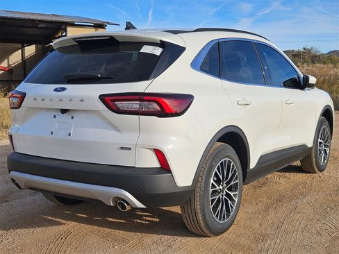 New 2026 Ford Escape SE image 5