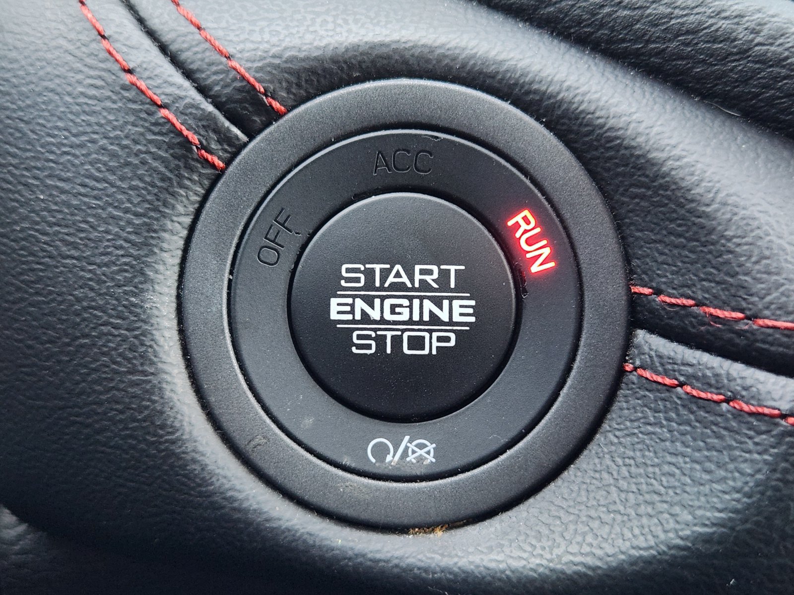 Used 2025 Dodge Durango GT RWD image 25
