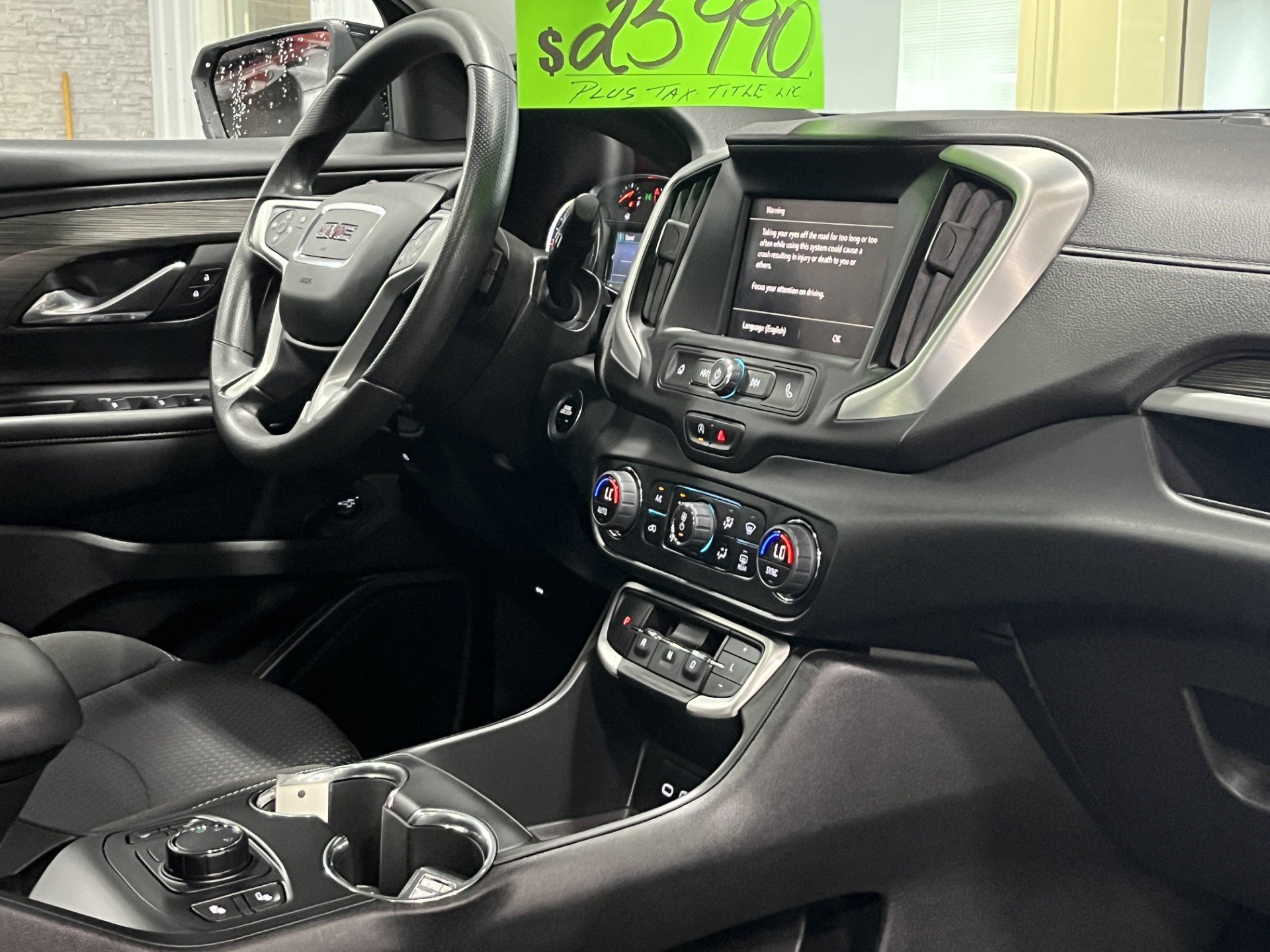 Certified 2023 GMC Terrain SLE w/ Driver Convenience Package AWD/4WD image 10