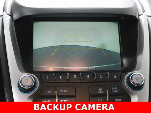 Used 2017 Chevrolet Equinox LS image 8