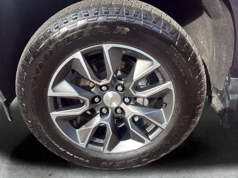 Certified 2022 Chevrolet Silverado 1500 LT AWD/4WD image 23