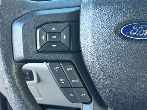 Used 2016 Ford F150 XLT w/ XTR Package image 30