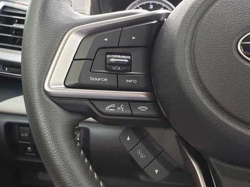 Used 2022 Subaru Forester Limited AWD/4WD image 19