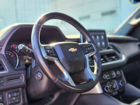 Used 2021 Chevrolet Tahoe LT w/ LT Signature Package image 19