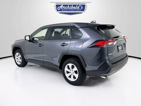 Used 2025 Toyota RAV4 LE AWD/4WD image 4