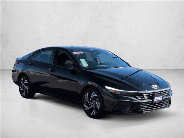 Used 2025 Hyundai Elantra Sport FWD image 3