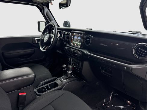 Used 2022 Jeep Wrangler Unlimited Sport AWD/4WD image 45