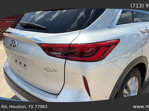 Used 2019 INFINITI QX50 Luxe w/ Navigation Package AWD/4WD image 17