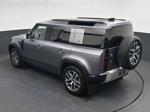 Used 2020 Land Rover Defender 110 SE AWD/4WD image 30