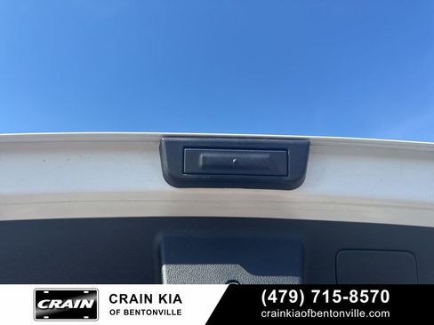 Certified 2023 Kia Sorento S w/ Panoramic Sunroof Package image 27