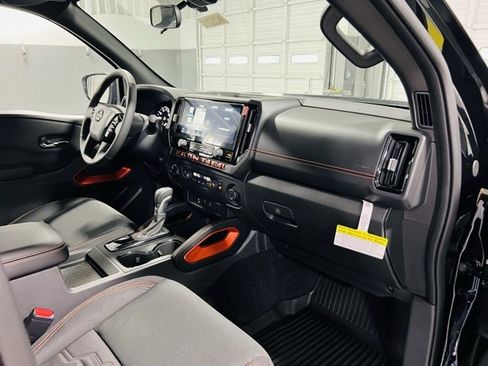 New 2025 Nissan Frontier PRO-4X w/ Interior Protection Package image 32