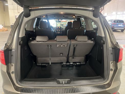 Used 2018 Honda Odyssey Elite image 24