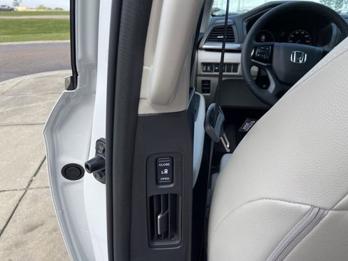 New 2026 Honda Odyssey EX-L image 49