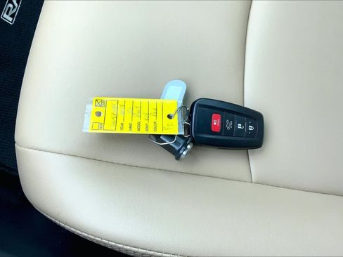 Used 2025 Toyota RAV4 XLE Premium w/ Weather Package AWD/4WD image 15