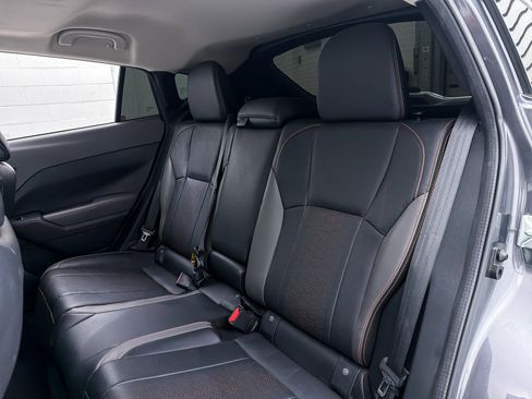 Used 2024 Subaru Crosstrek 2.5i Limited w/ Crosstrek Mirror Package image 28