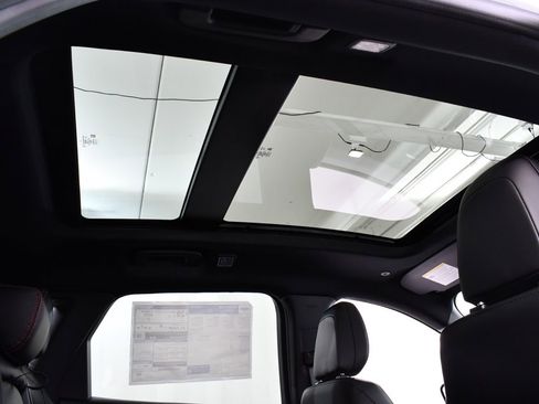 New 2026 Ford Escape ST-Line w/ Tech Pack #1 image 18