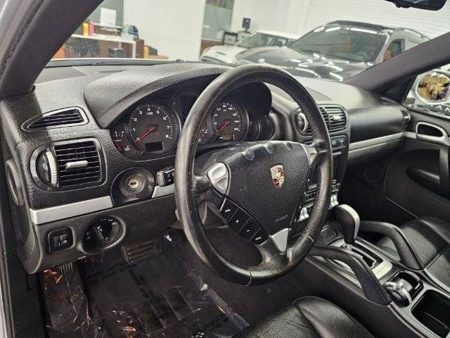 Used 2008 Porsche Cayenne AWD/4WD image 6