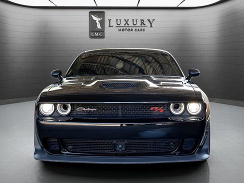 Used 2023 Dodge Challenger R/T Scat Pack RWD image 3