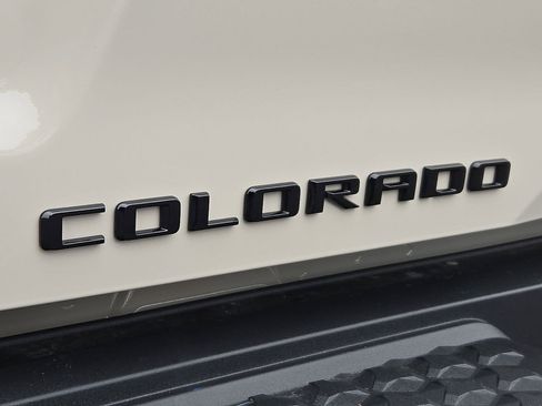 New 2026 Chevrolet Colorado ZR2 w/ Technology Package image 19