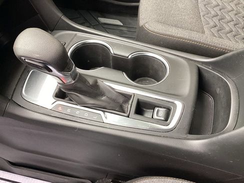 Used 2024 Chevrolet Equinox LT w/ LPO, Floor Liner Package FWD image 36