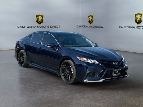 Used 2022 Toyota Camry XSE w/ Navigation Package FWD image 7