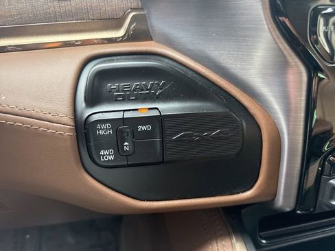 Used 2024 RAM 3500 Limited image 26