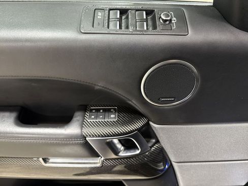 Used 2017 Land Rover Range Rover Sport SVR image 22